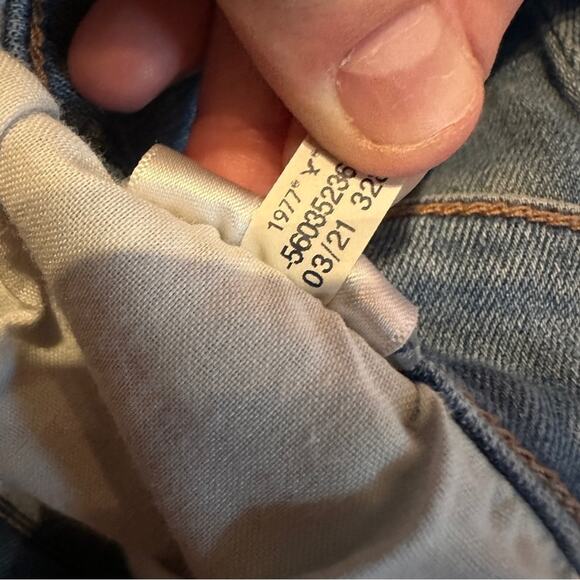 American Eagle Hi-Rise Light Wash Distressed Raw‎ Hem Skinny Jegging Jeans Sz 14 - Picture 9 of 13